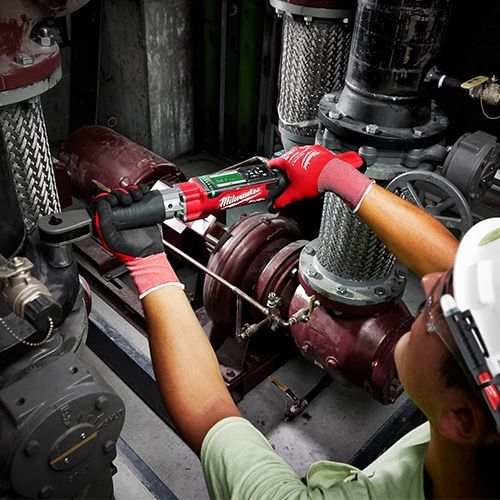 MILWAUKEE M12 FUEL™ 無碳刷1/2″ 數位扭力扳手(預購7個工作天） MILWAUKEE